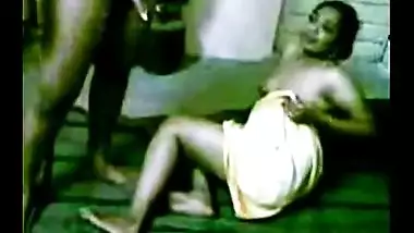 380px x 214px - Naughty Aunty Tamil Sex Video With Hubby S Friend indian sex tube