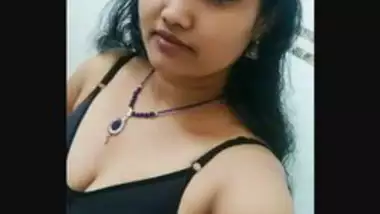 Xxxhd Soye Huye Madhapur Bete Indian - Mallu Wife Massage Video For Vishu indian sex tube